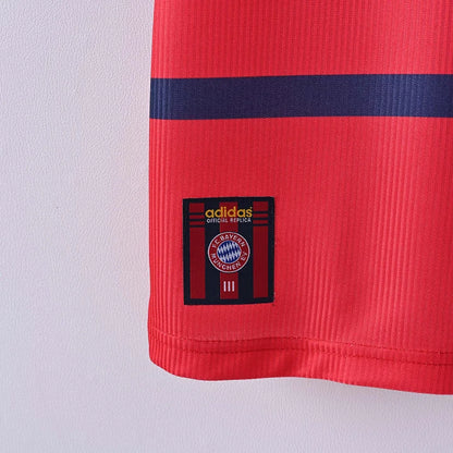 Retro Bayern Munich 1998/00 Away Shirt