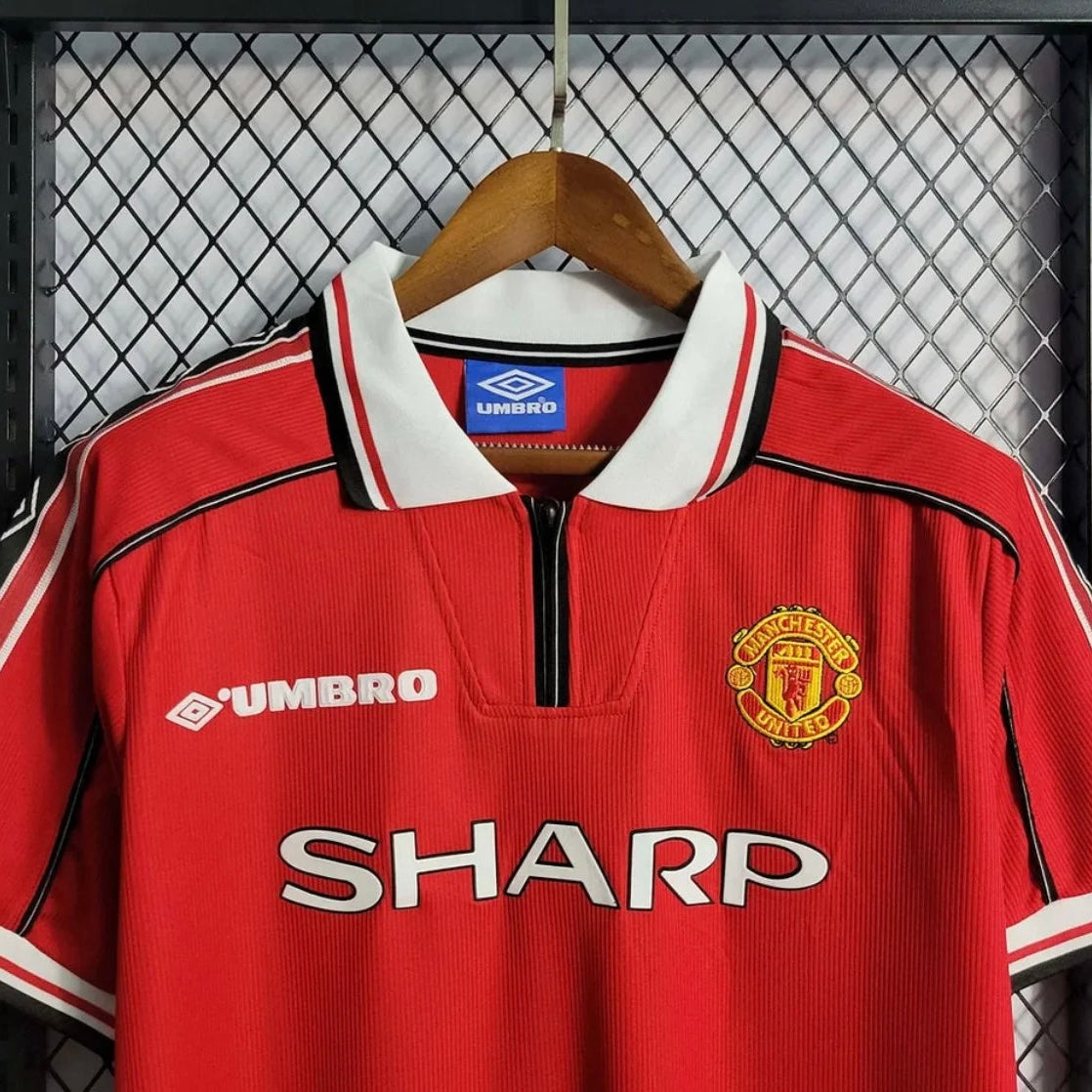 Retro Manchester United 1998/99 Home Shirt